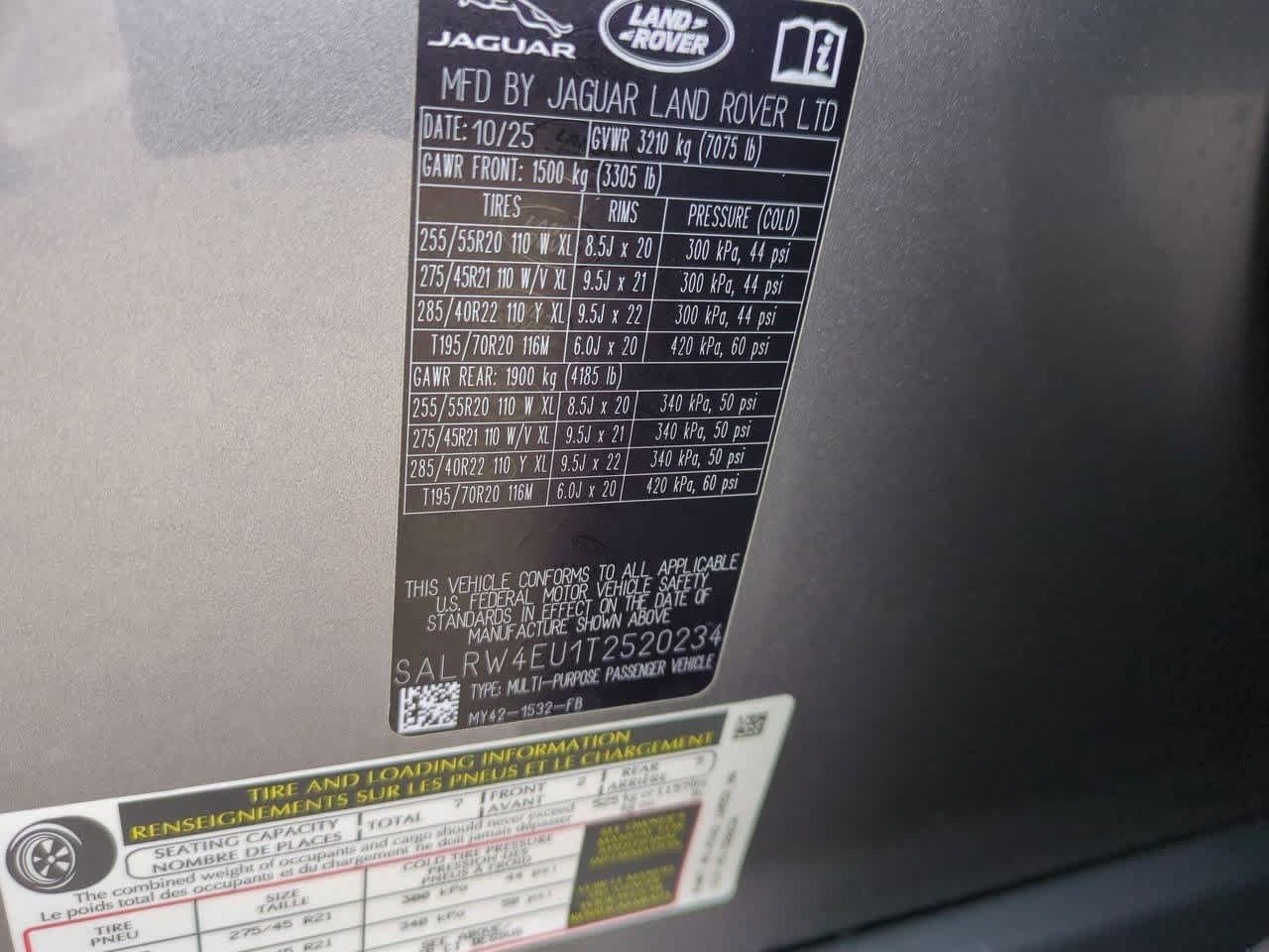 Thumbnail: 2026 Land Rover Discovery - 38