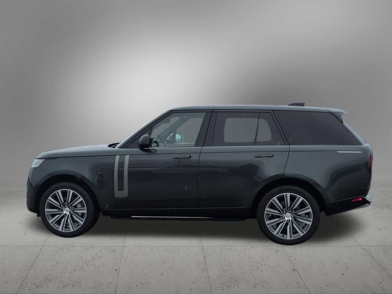 Thumbnail: 2023 Land Rover Range Rover - 2