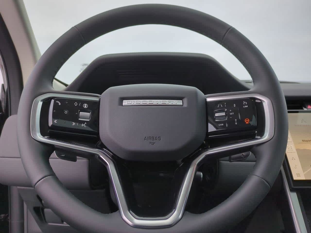 Thumbnail: 2025 Land Rover Discovery Sport - 24