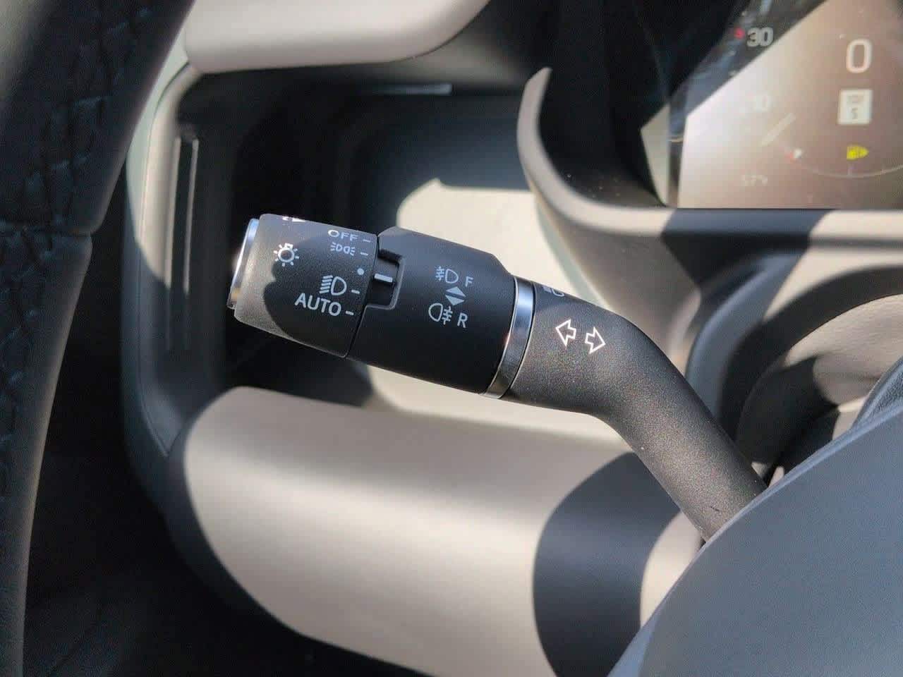 Thumbnail: 2026 Land Rover Defender - 28