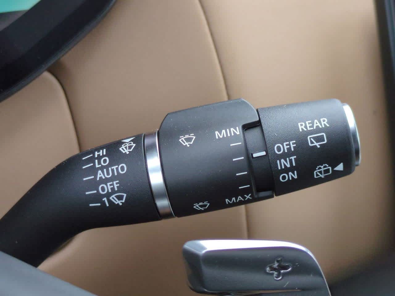 Thumbnail: 2025 Land Rover Range Rover - 27