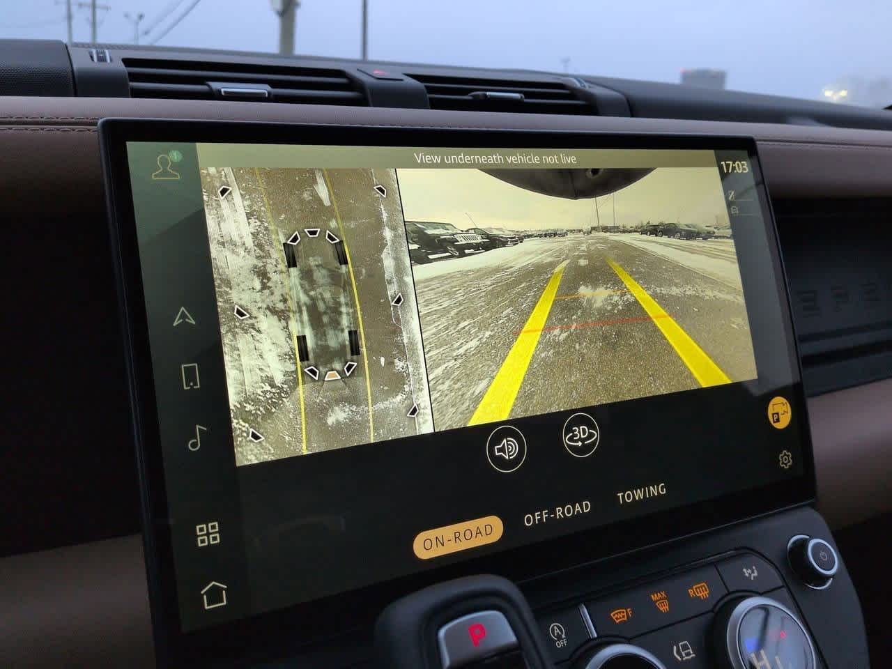 Thumbnail: 2025 Land Rover Defender - 32