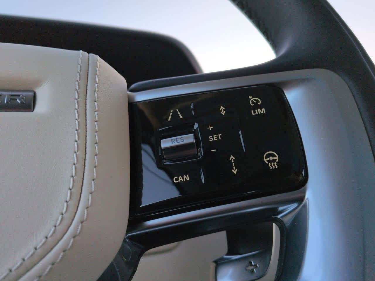 Thumbnail: 2026 Land Rover Range Rover - 25