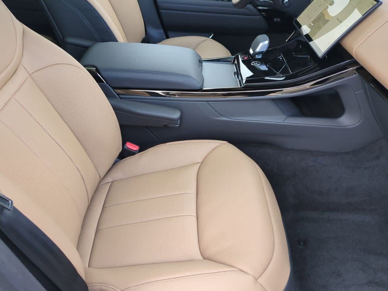 Thumbnail: 2026 Land Rover Range Rover Sport - 23