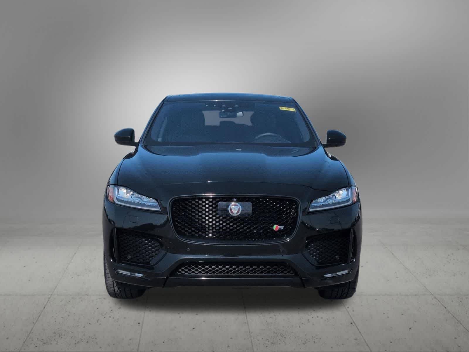 Thumbnail: 2018 Jaguar F-Pace - 9