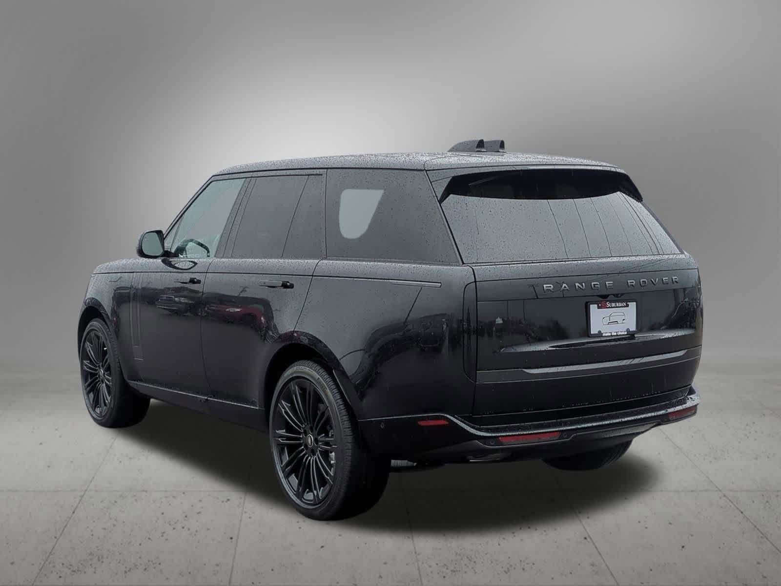 2025 Land Rover Range Rover SE photo 4