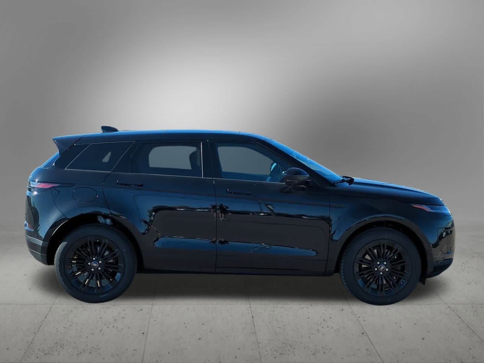 Thumbnail: 2026 Land Rover Range Rover Evoque - 7