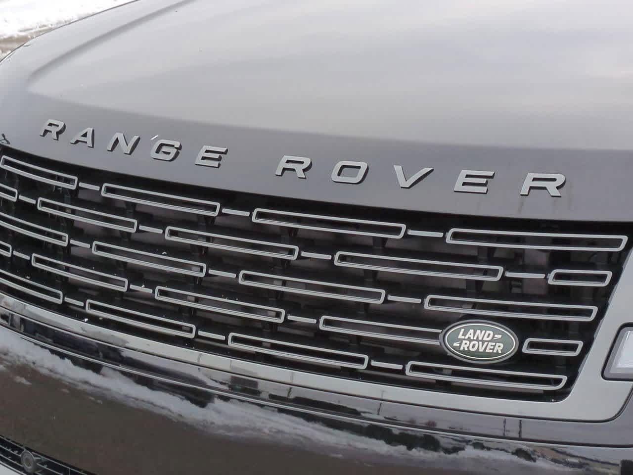 Thumbnail: 2025 Land Rover Range Rover - 12