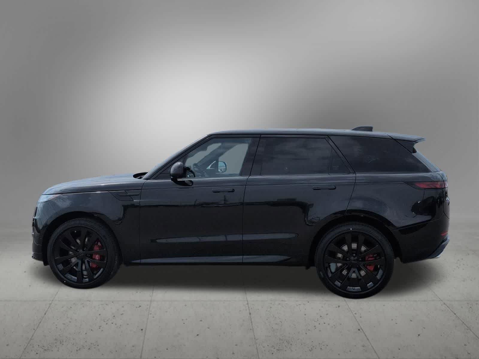 Thumbnail: 2026 Land Rover Range Rover Sport - 3