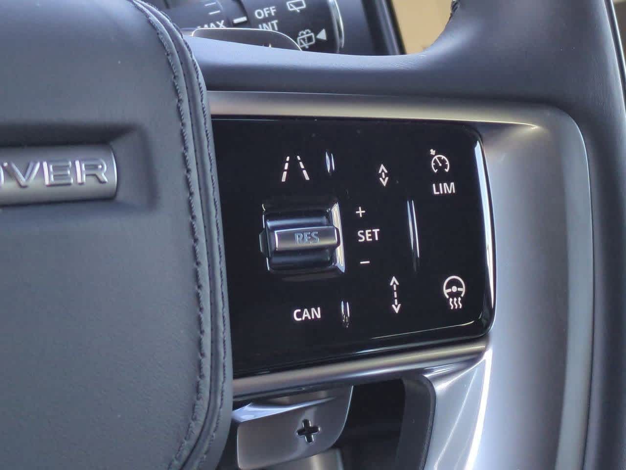 Thumbnail: 2025 Land Rover Range Rover - 25