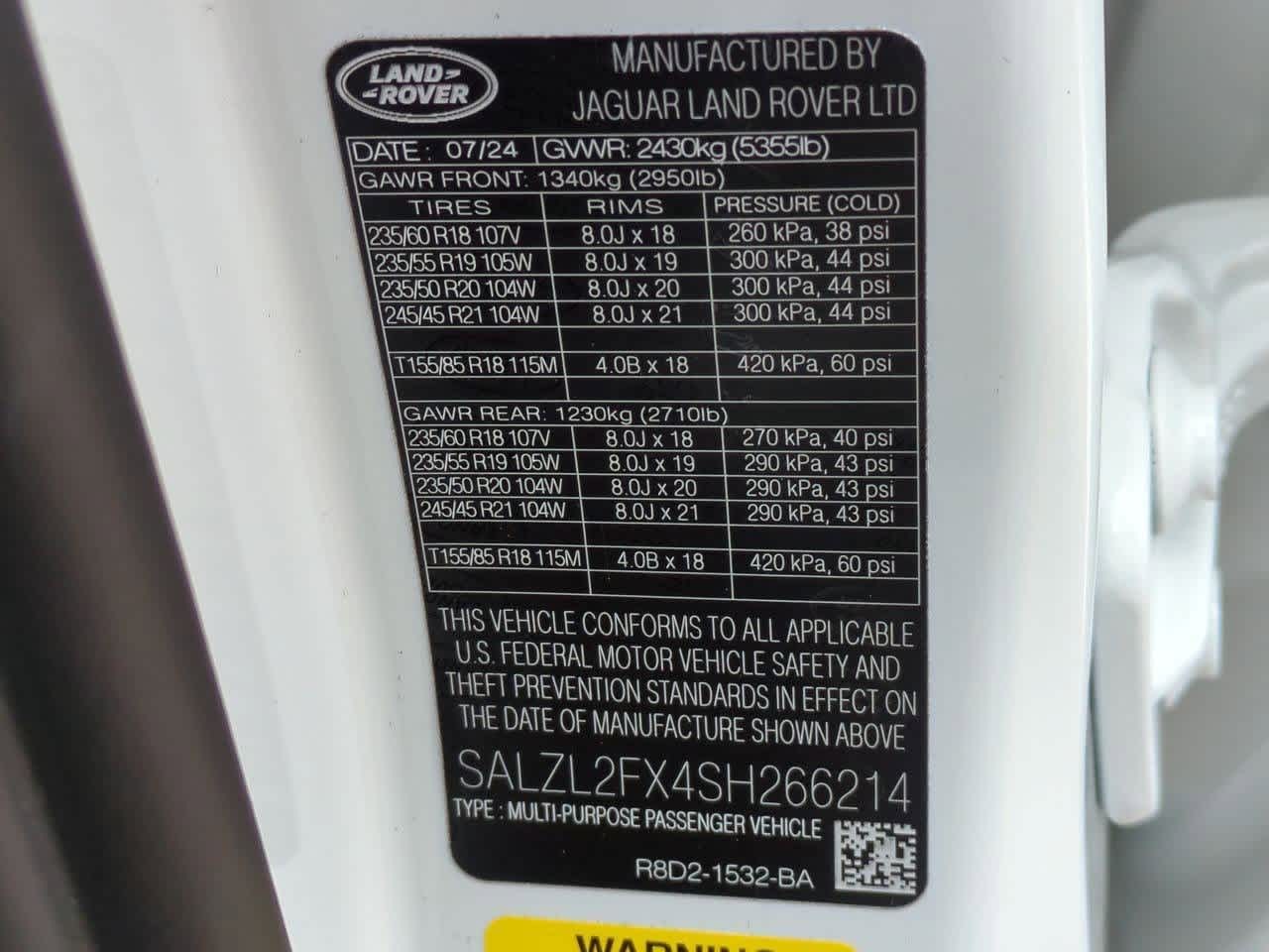 Thumbnail: 2025 Land Rover Range Rover Evoque - 38