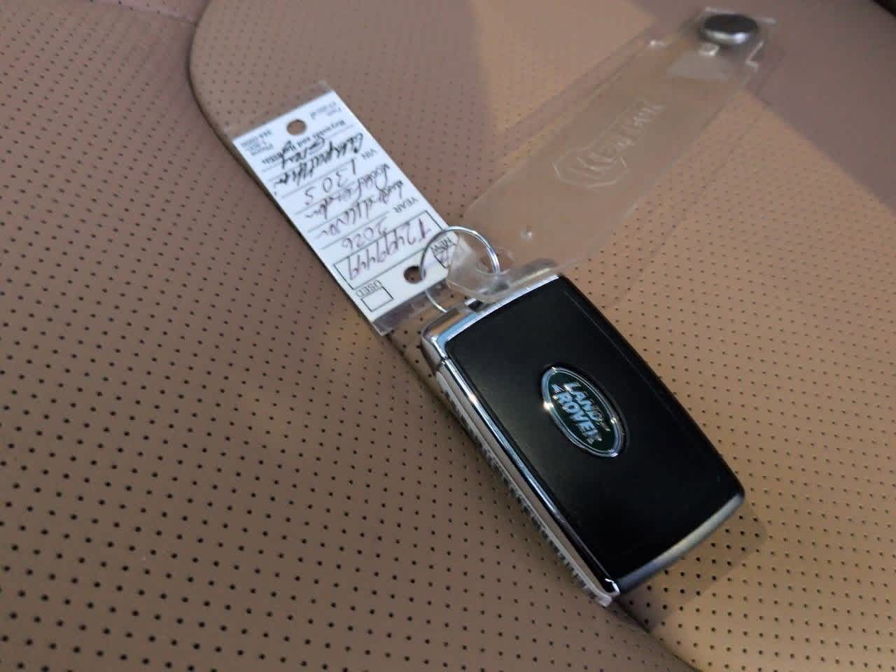 Thumbnail: 2025 Land Rover Defender - 38