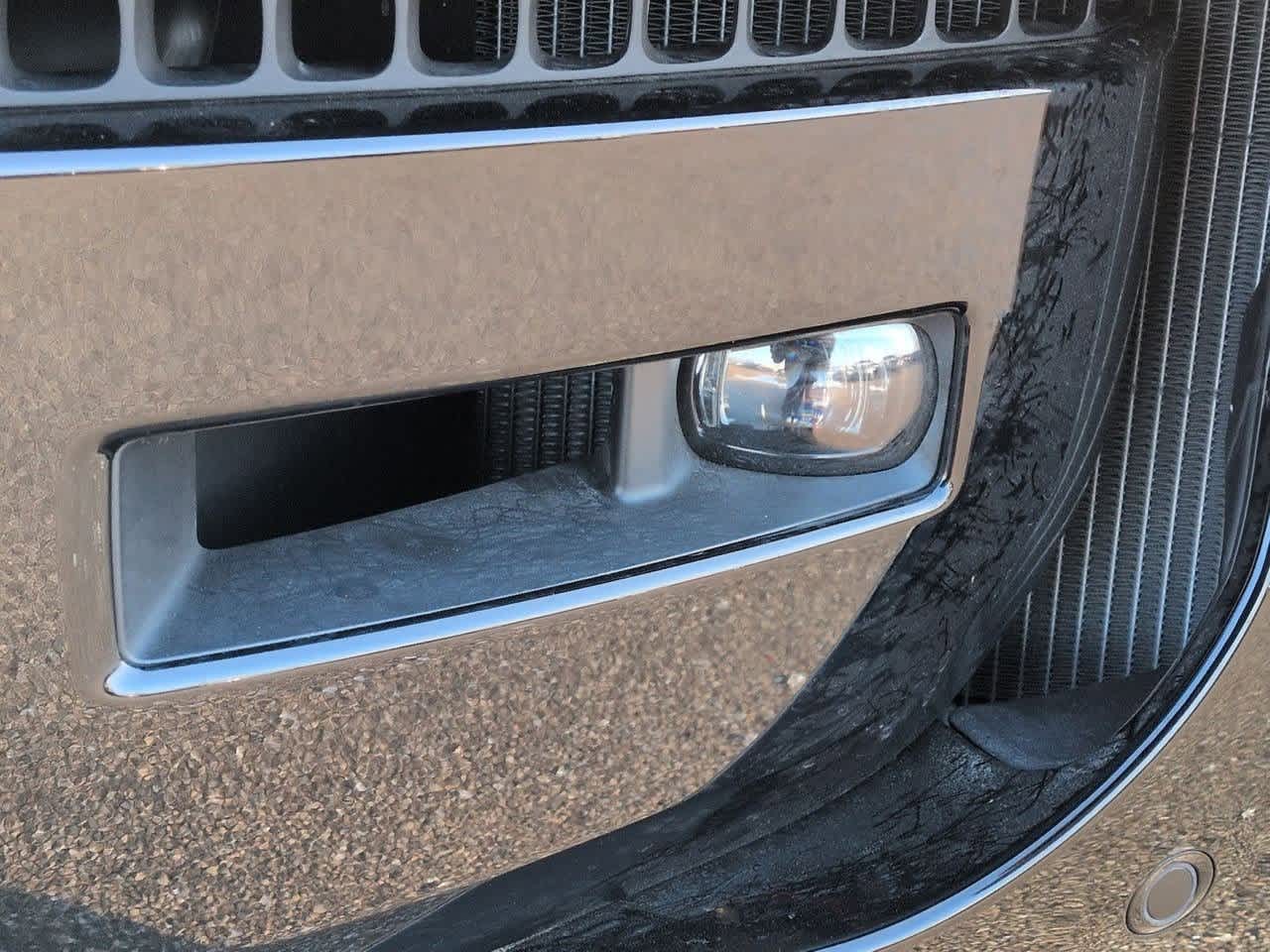 Thumbnail: 2026 Land Rover Defender - 10