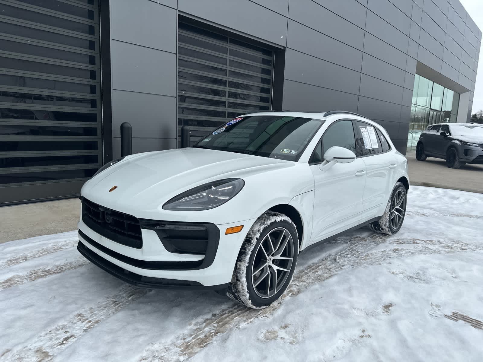 2023 Porsche Macan T