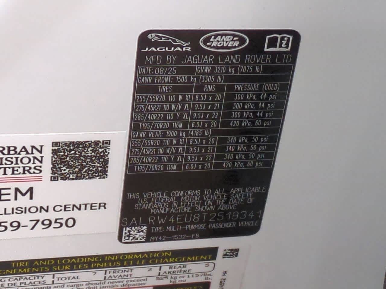 Thumbnail: 2026 Land Rover Discovery - 38