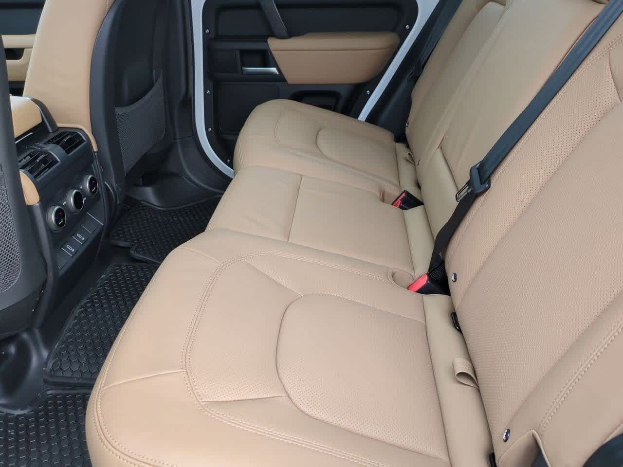 Thumbnail: 2026 Land Rover Defender - 20