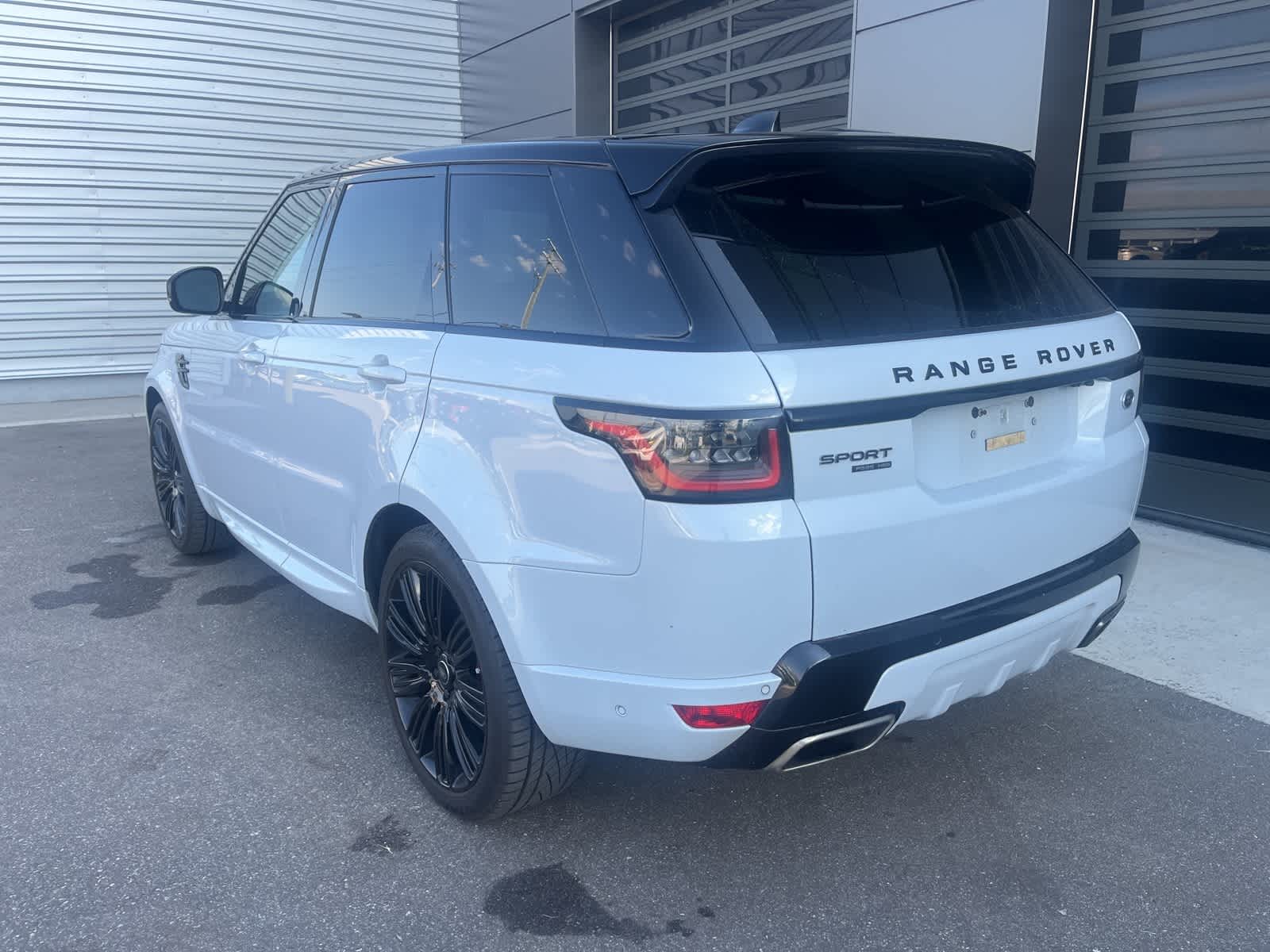 2020 Land Rover Range Rover Sport HSE Dynamic photo 3