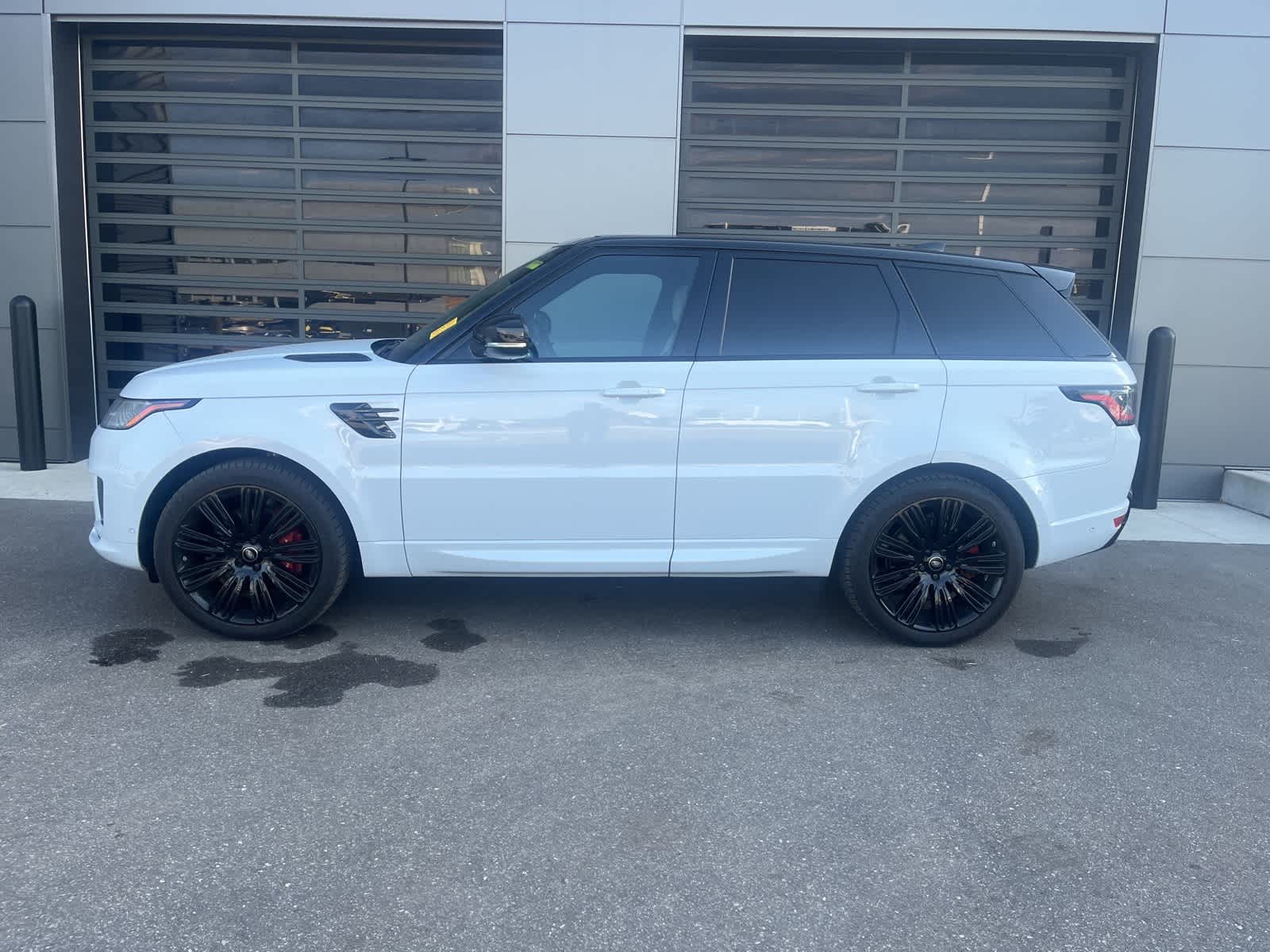 2020 Land Rover Range Rover Sport HSE Dynamic photo 2