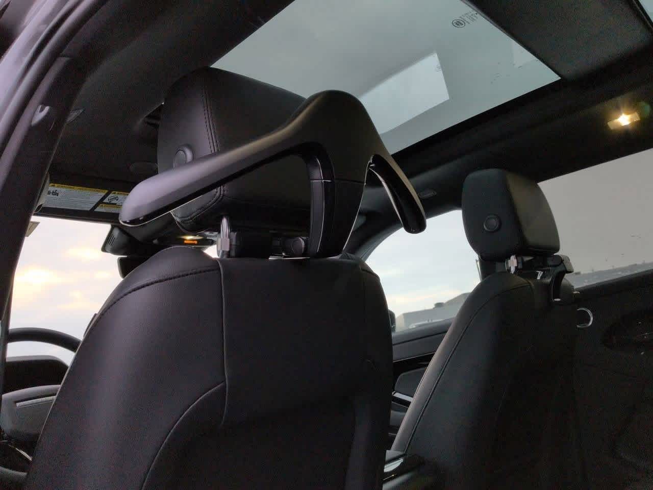 Thumbnail: 2026 Land Rover Range Rover Evoque - 18