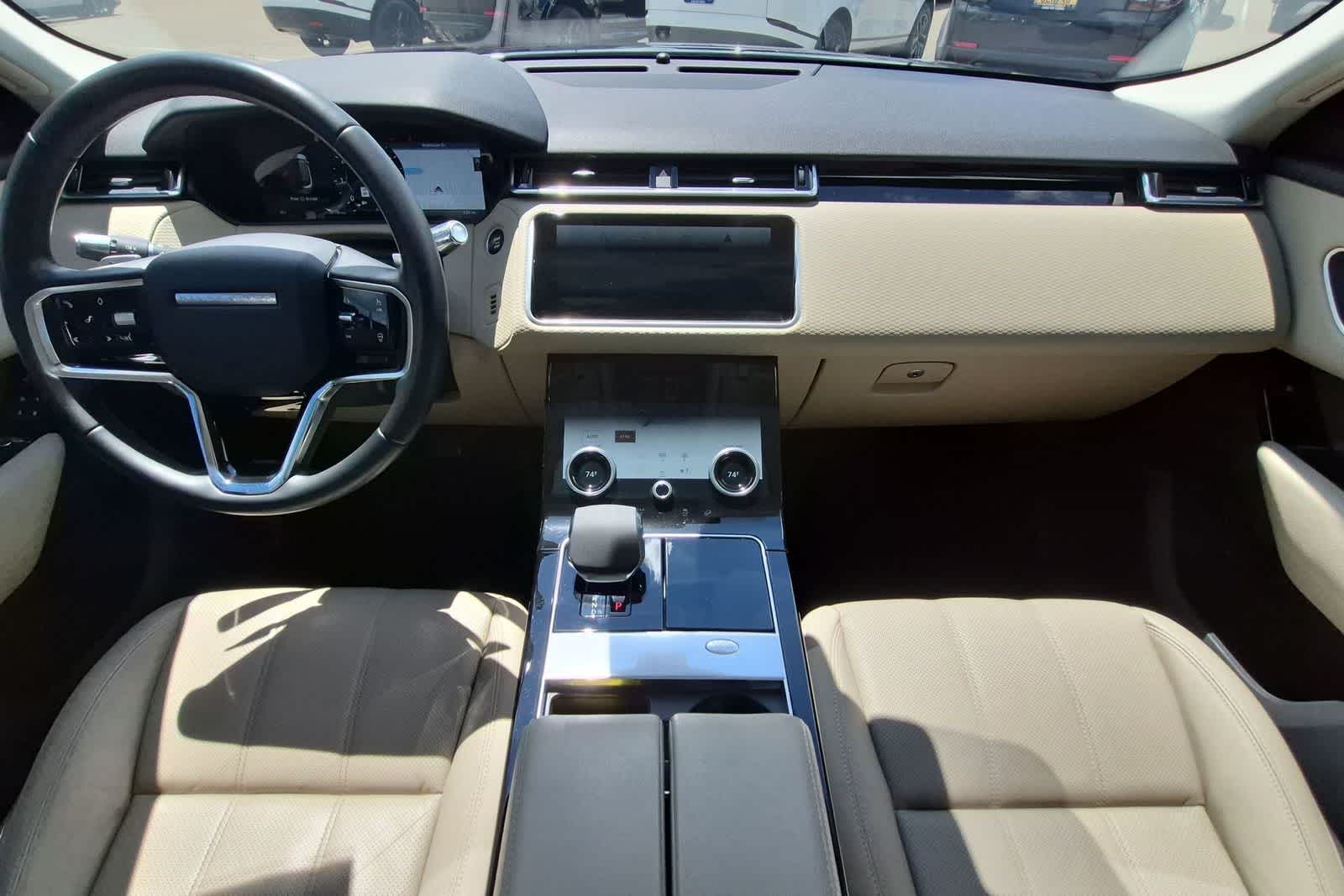 Thumbnail: 2021 Land Rover Range Rover Velar - 15