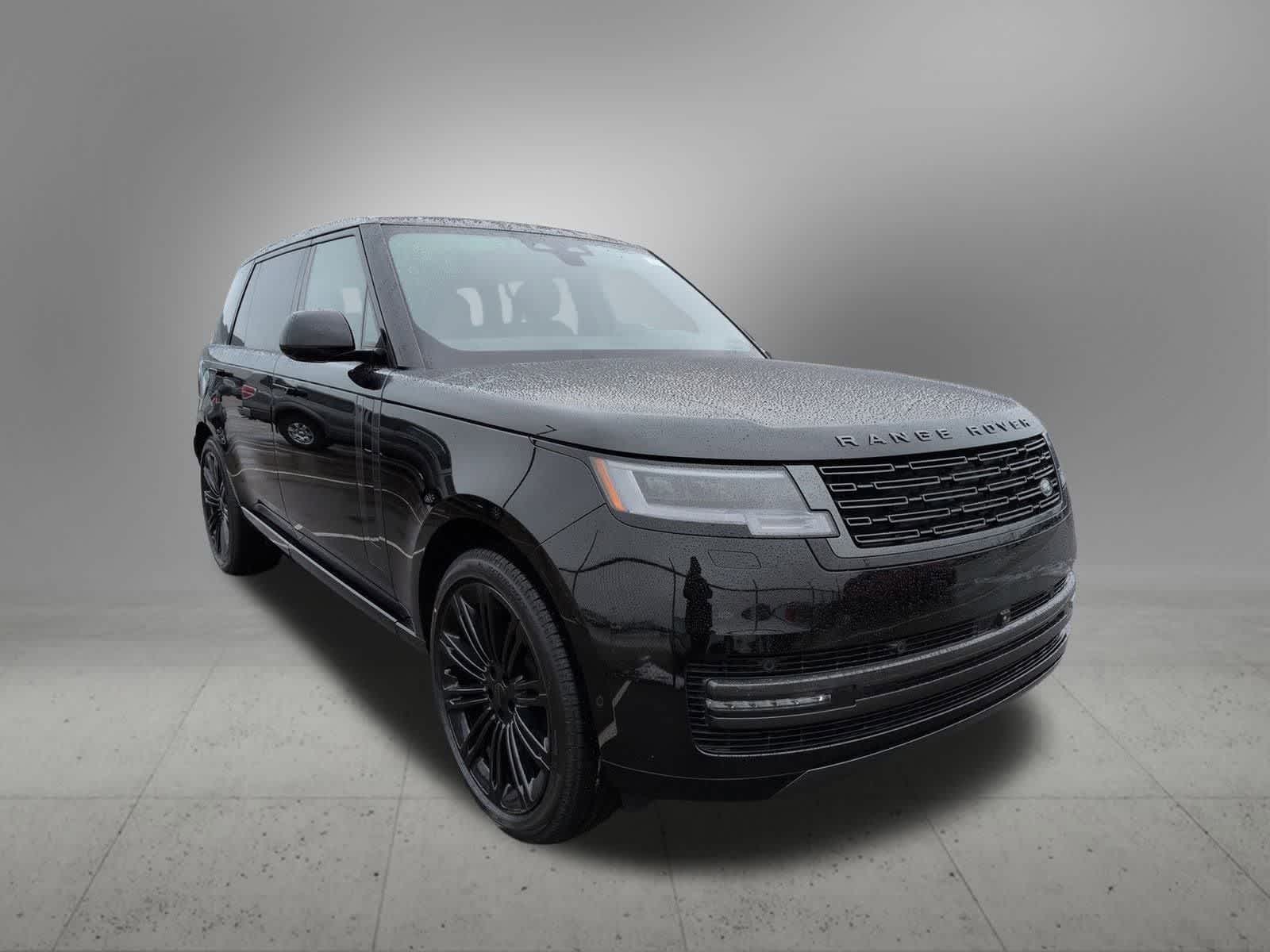 Thumbnail: 2026 Land Rover Range Rover - 8