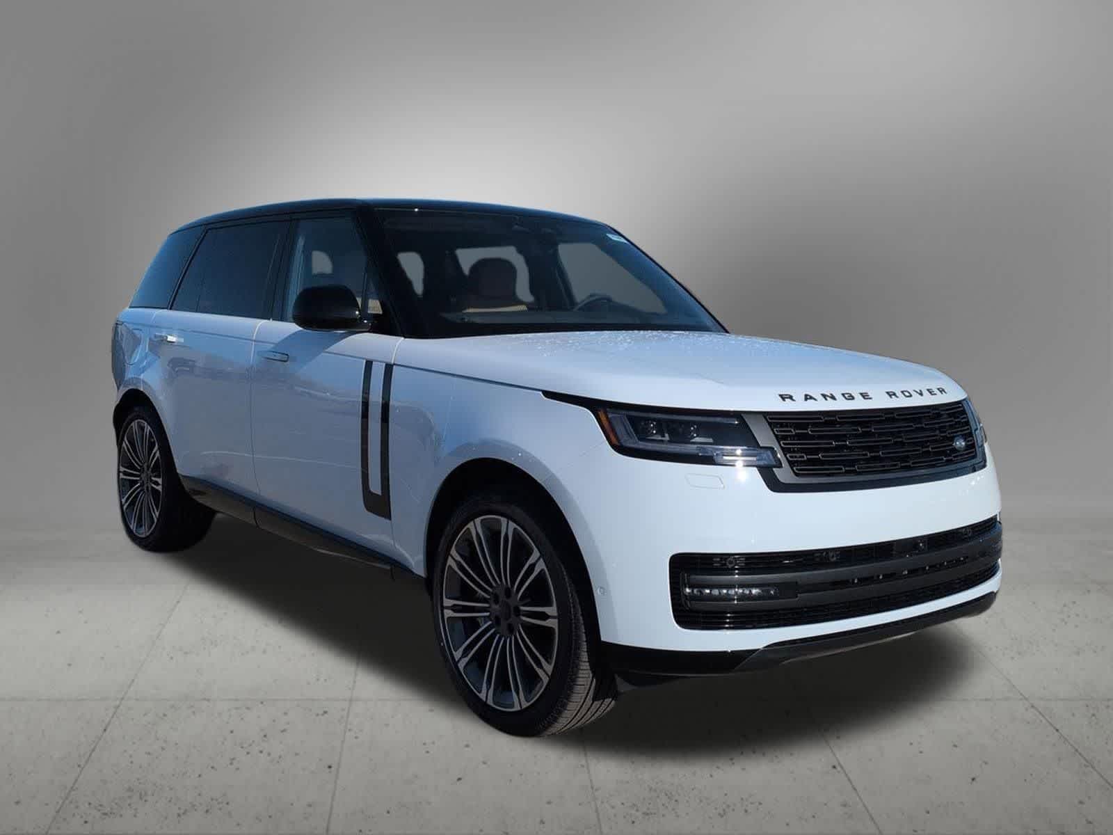 Thumbnail: 2026 Land Rover Range Rover - 8