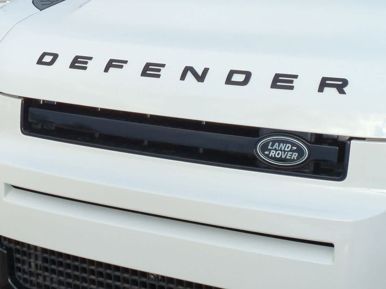 Thumbnail: 2026 Land Rover Defender - 12