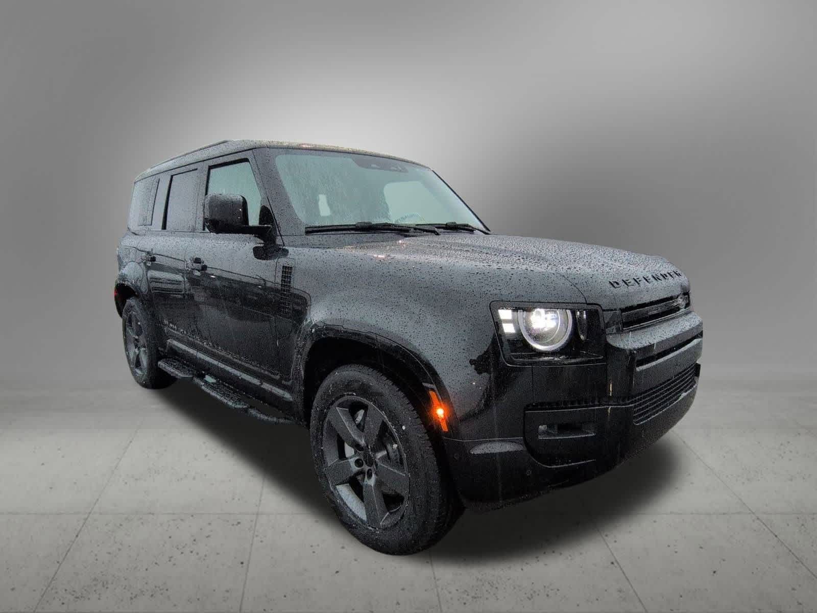 Thumbnail: 2025 Land Rover Defender - 8