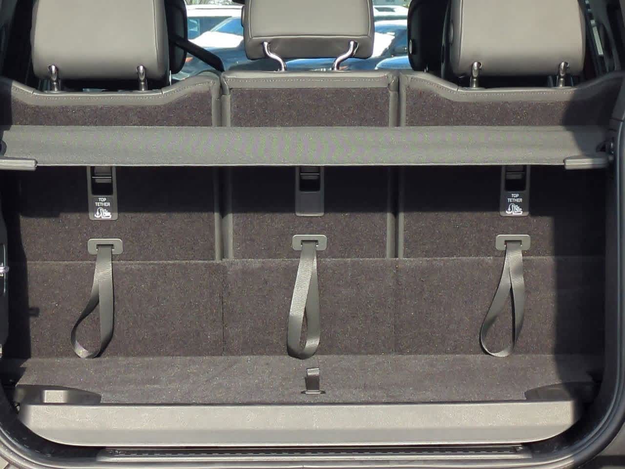 Thumbnail: 2026 Land Rover Defender - 37