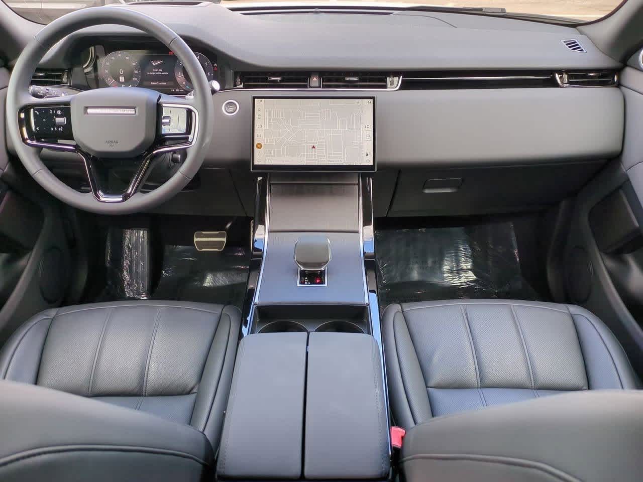 Thumbnail: 2025 Land Rover Range Rover Evoque - 15