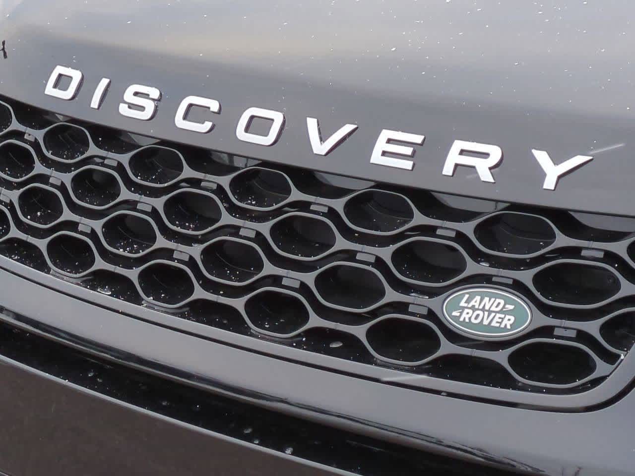 Thumbnail: 2025 Land Rover Discovery Sport - 12