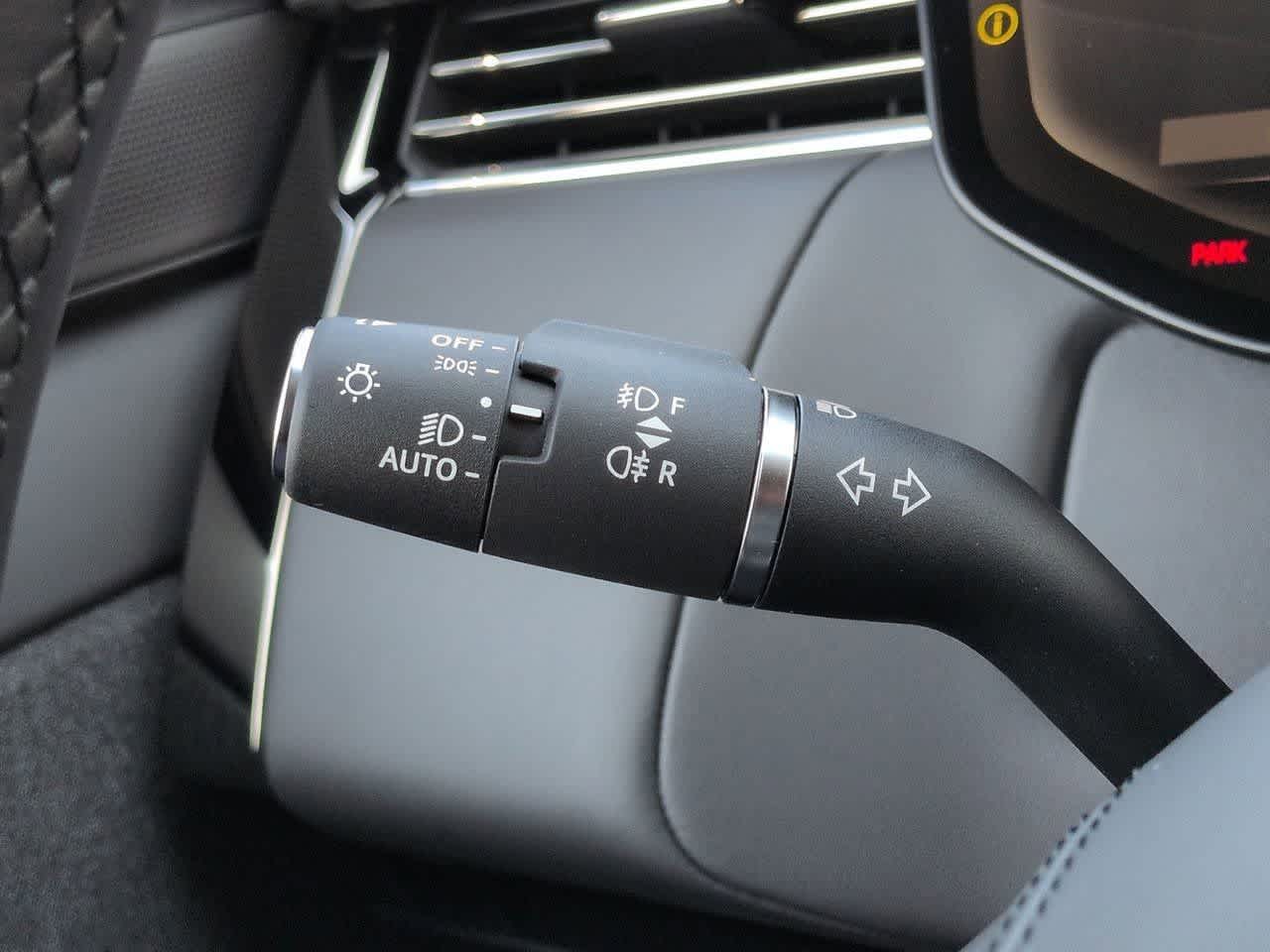 Thumbnail: 2026 Land Rover Range Rover Sport - 27