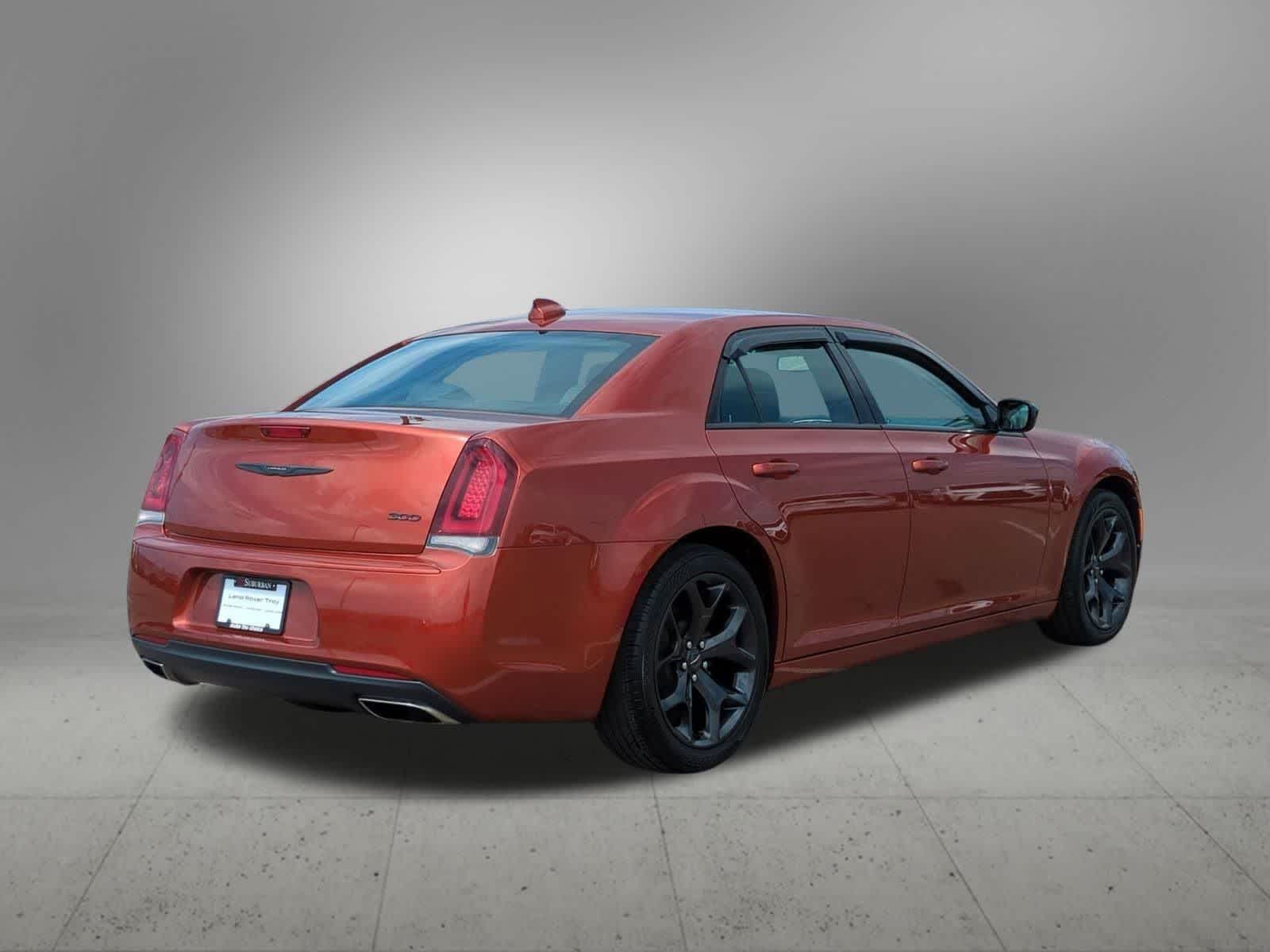 Thumbnail: 2020 Chrysler 300 - 6