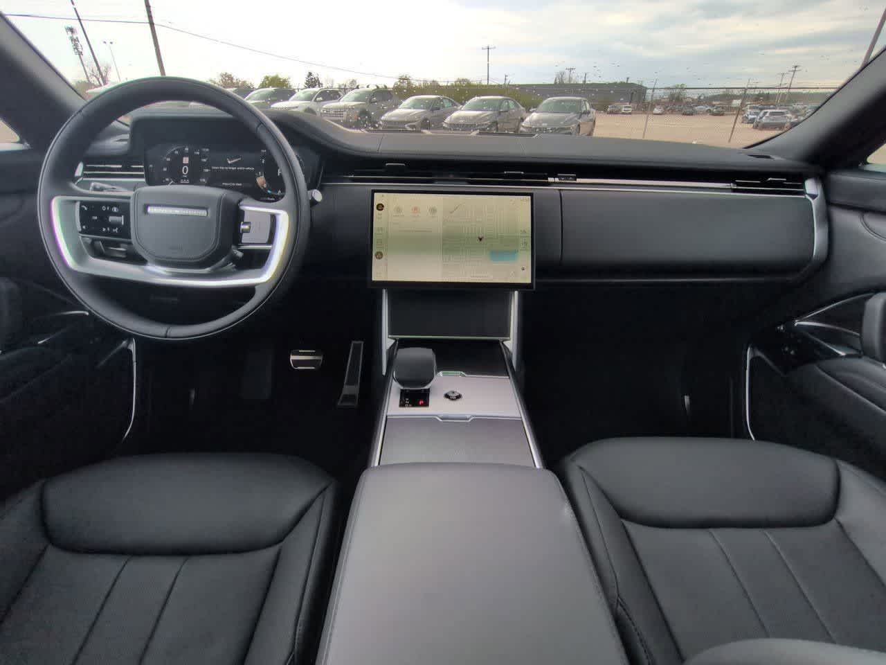 Thumbnail: 2026 Land Rover Range Rover - 15