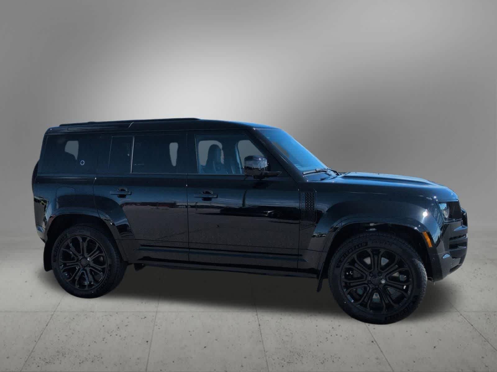 Thumbnail: 2026 Land Rover Defender - 7