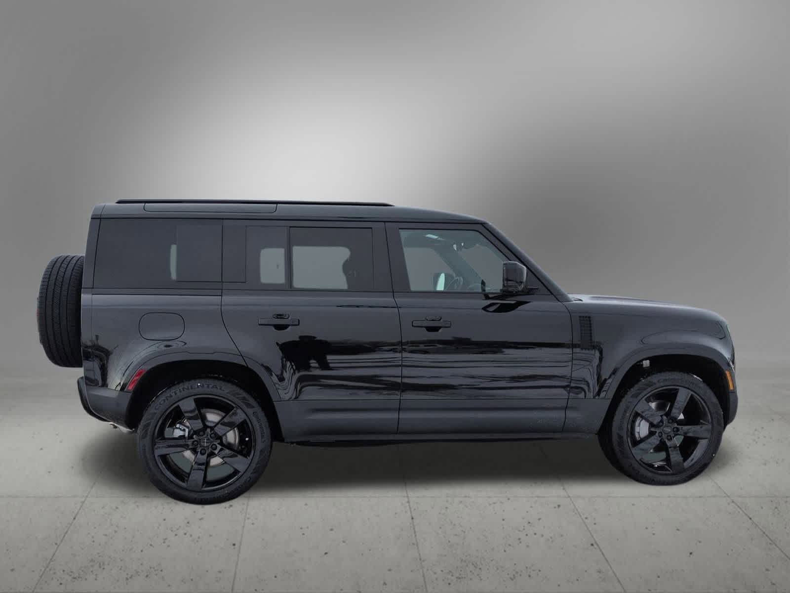 Thumbnail: 2026 Land Rover Defender - 7