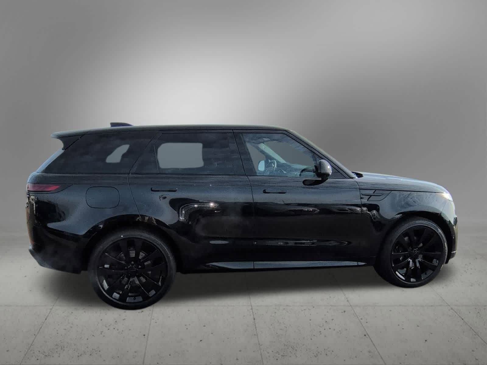 Thumbnail: 2026 Land Rover Range Rover Sport - 7