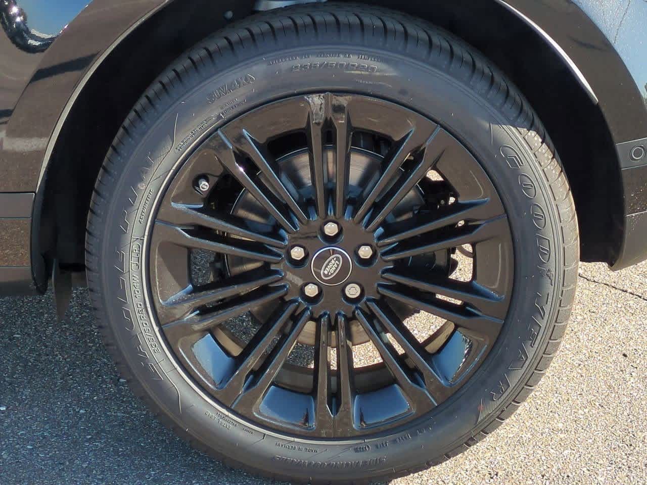 Thumbnail: 2026 Land Rover Range Rover Evoque - 11