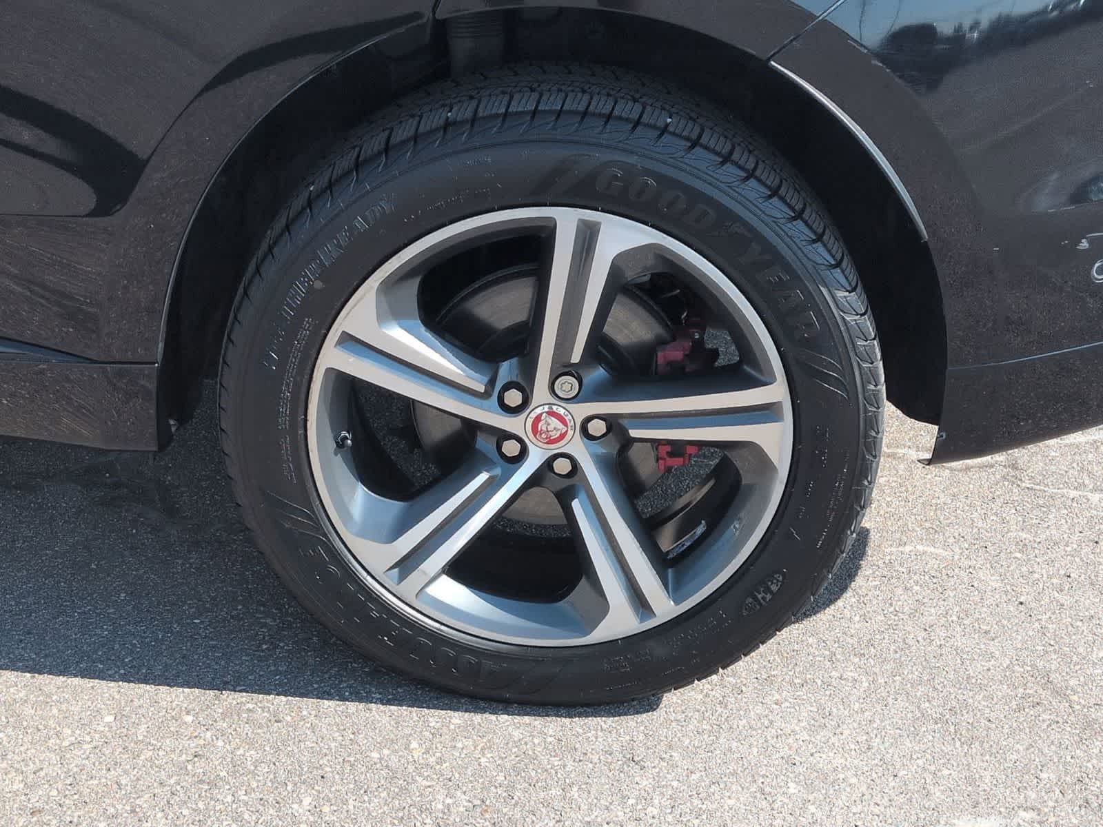 Thumbnail: 2018 Jaguar F-Pace - 13