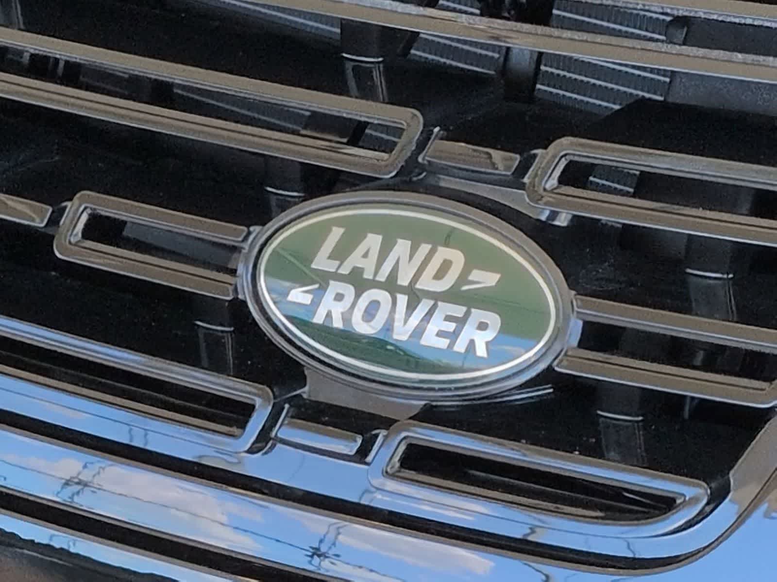 Thumbnail: 2026 Land Rover Range Rover Sport - 11