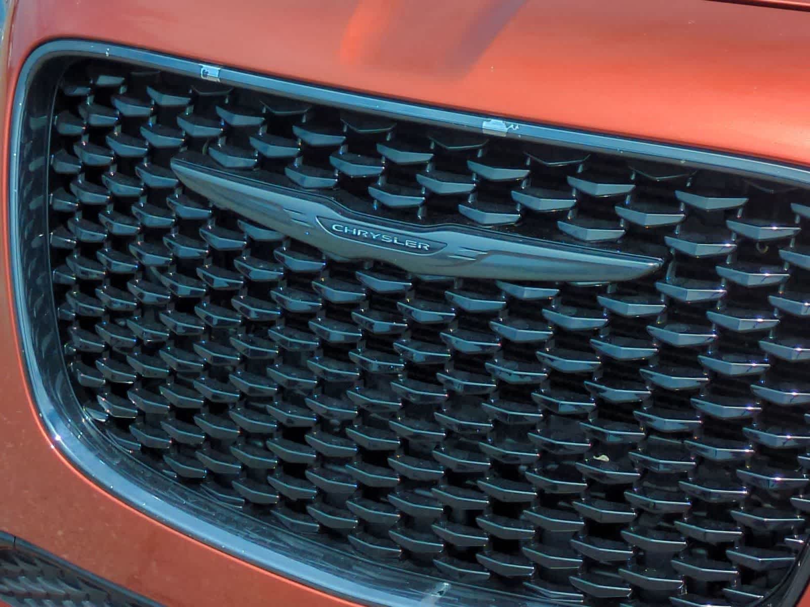 Thumbnail: 2020 Chrysler 300 - 10