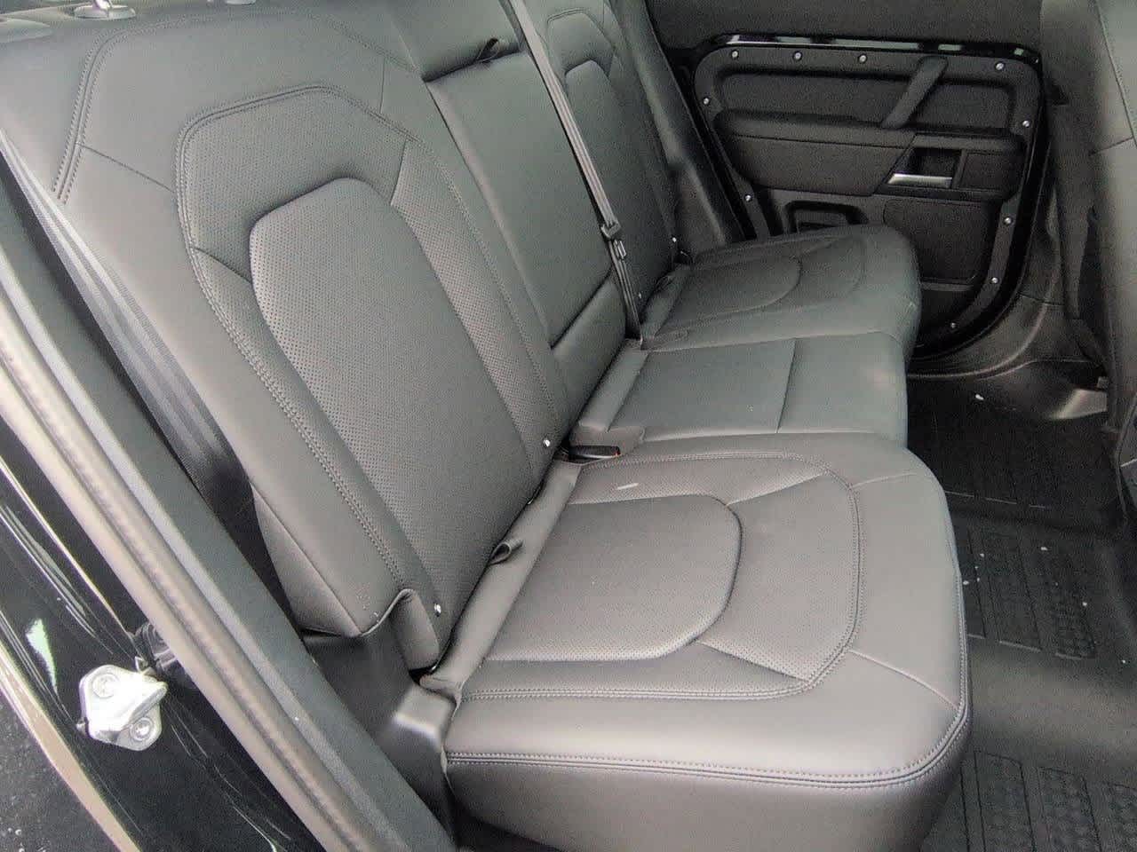 Thumbnail: 2026 Land Rover Defender - 21