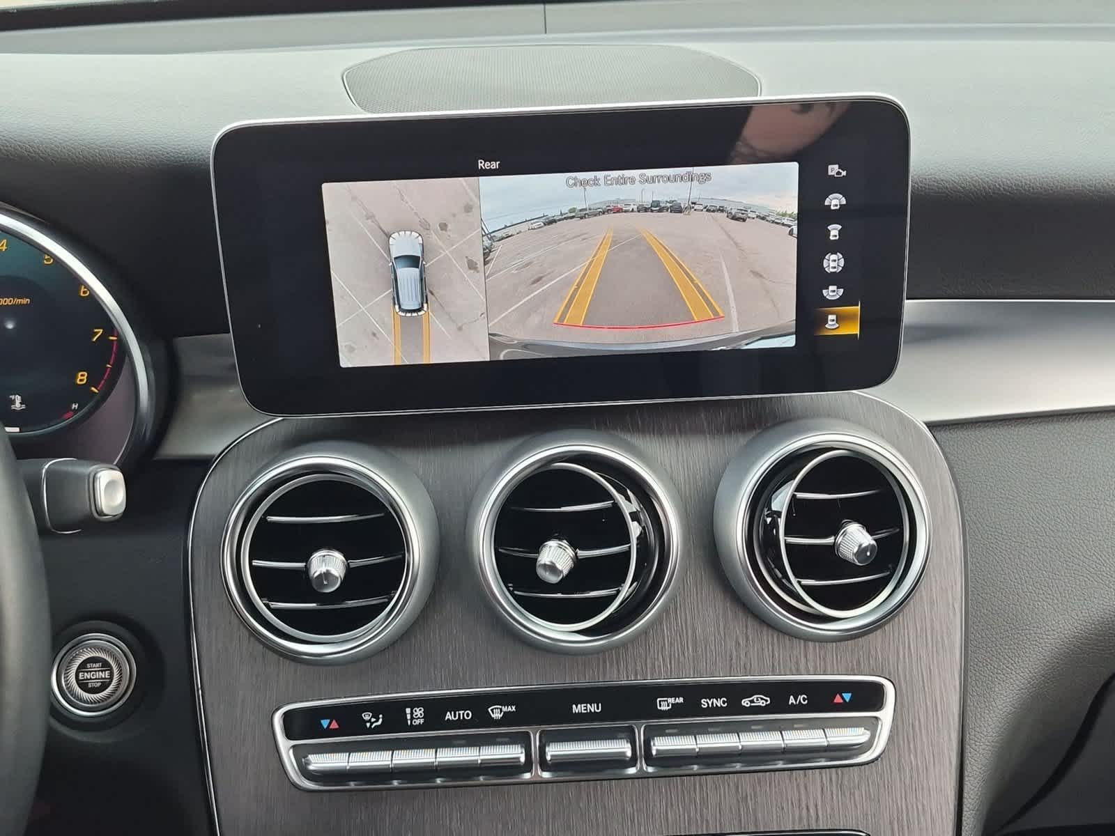 2022 Mercedes-Benz GLC GLC300 - Photo 30