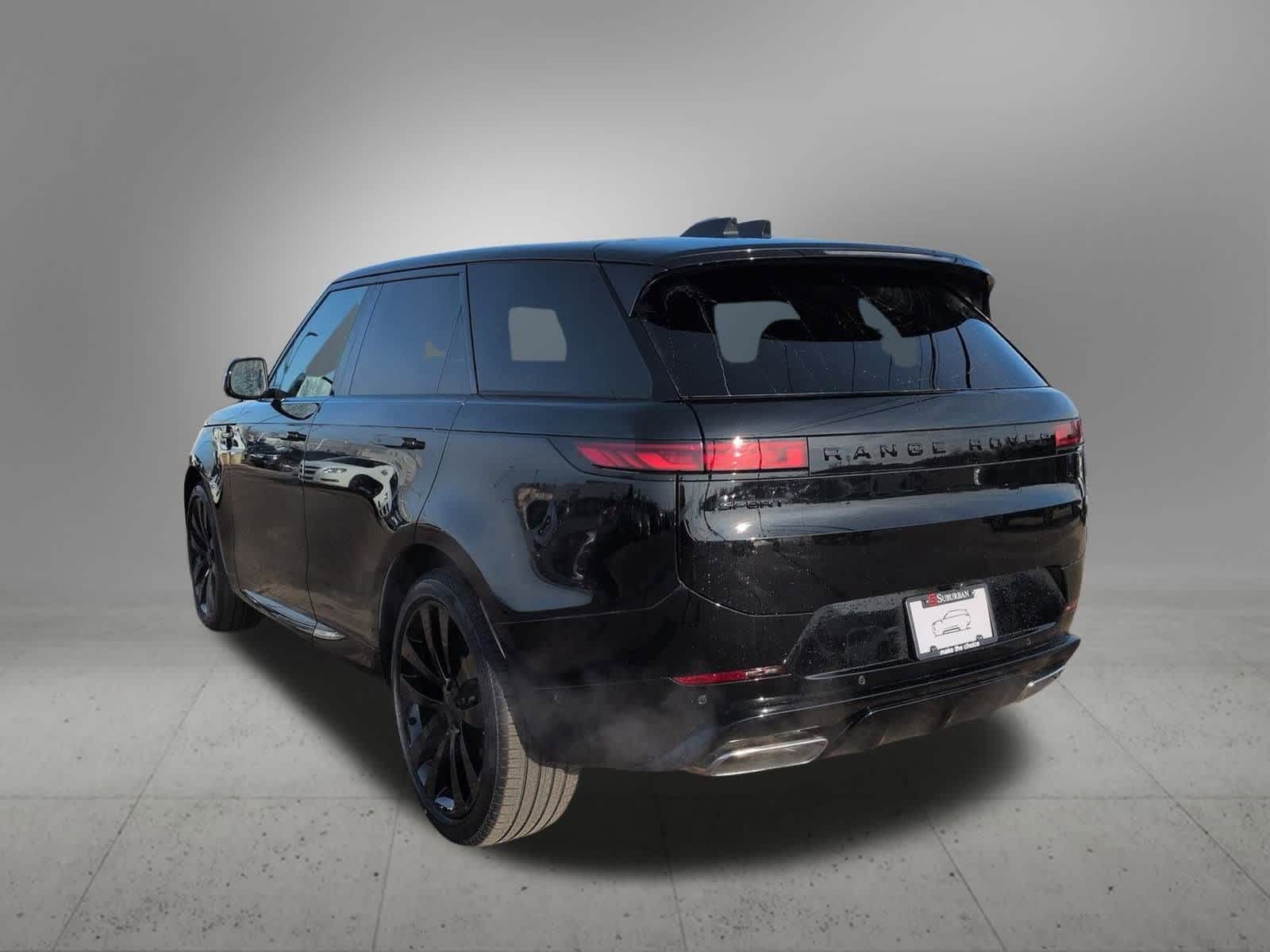 Thumbnail: 2026 Land Rover Range Rover Sport - 4