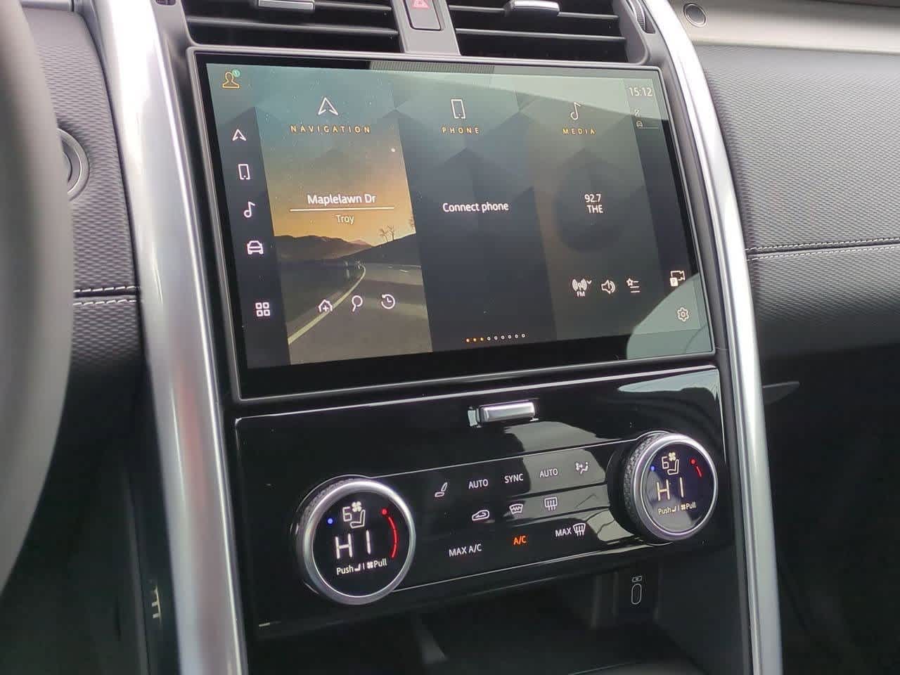 Thumbnail: 2026 Land Rover Discovery - 29