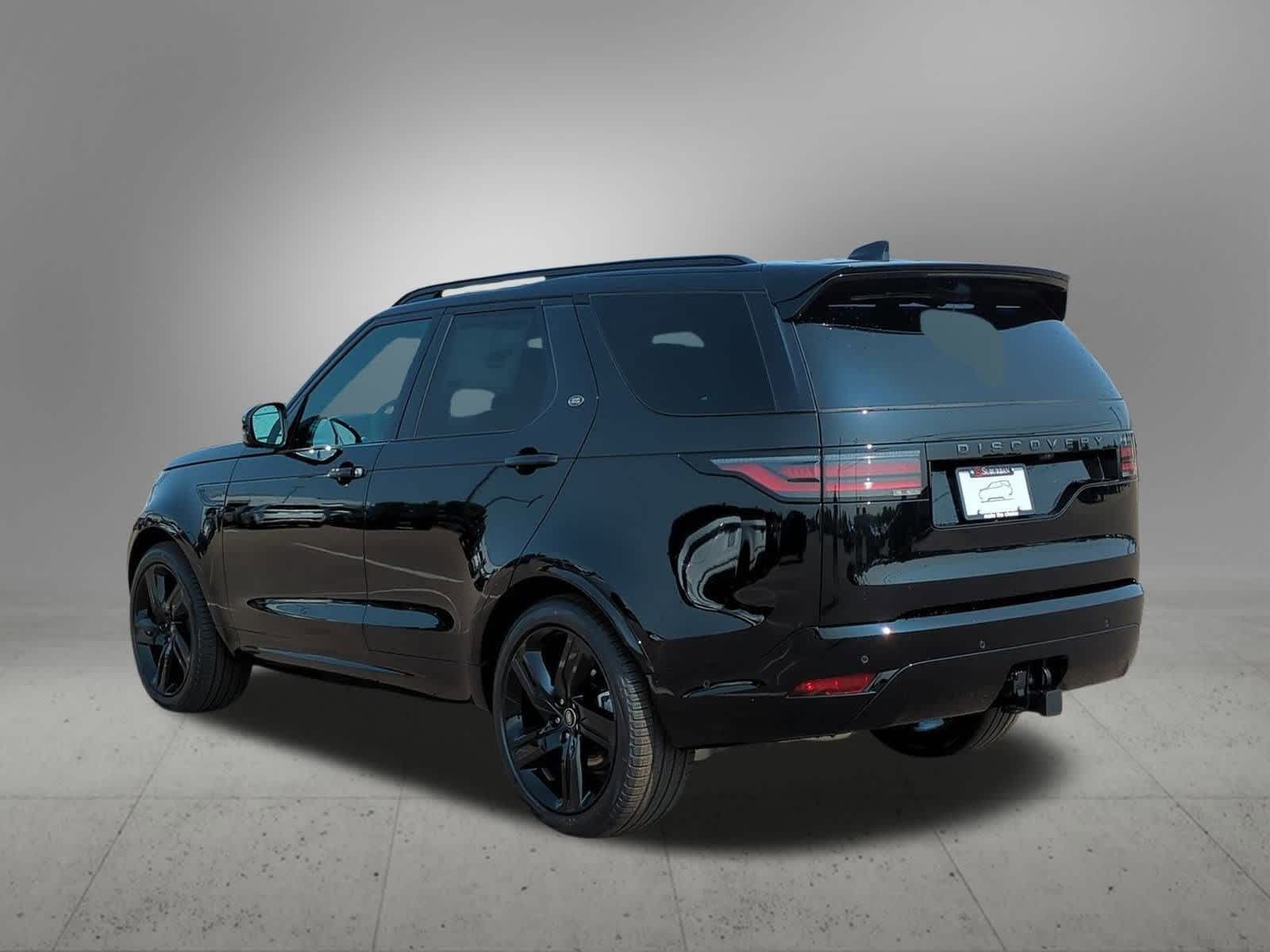 2025 Land Rover Discovery SE photo 4