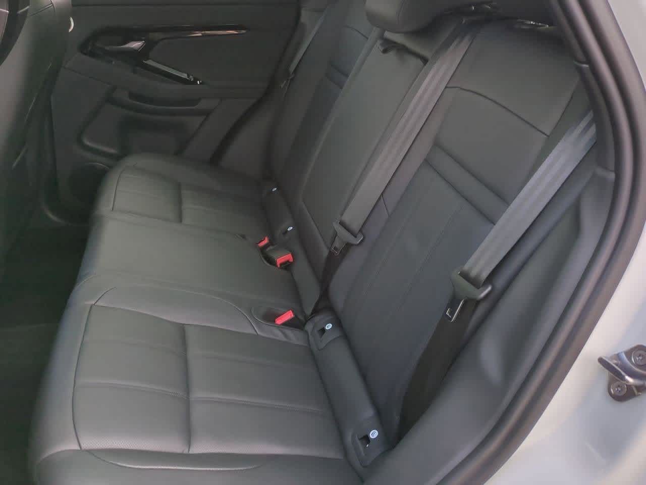 Thumbnail: 2025 Land Rover Range Rover Evoque - 20