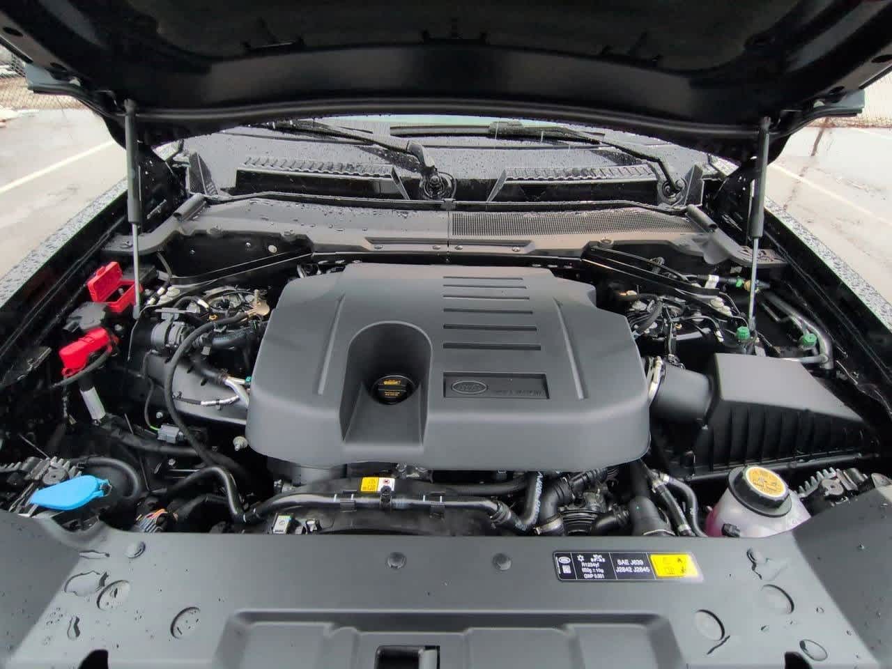 Thumbnail: 2025 Land Rover Defender - 14