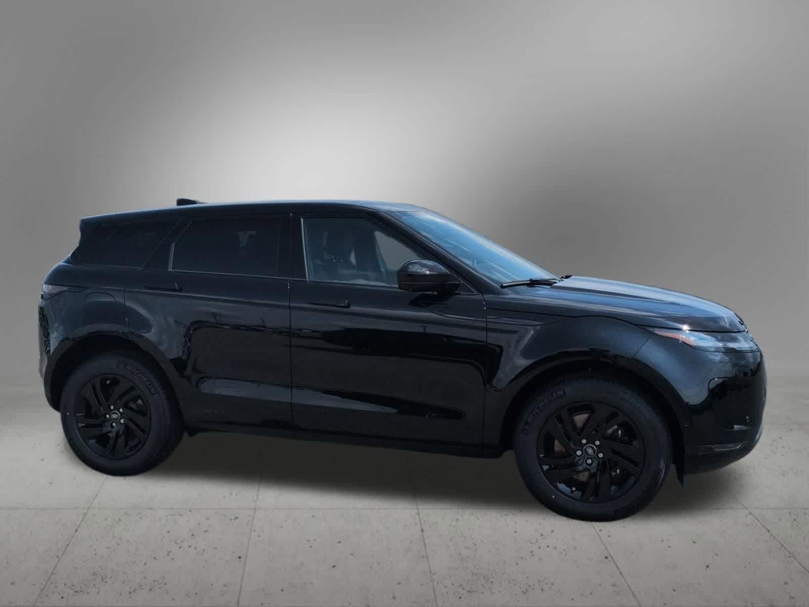 Thumbnail: 2026 Land Rover Range Rover Evoque - 7