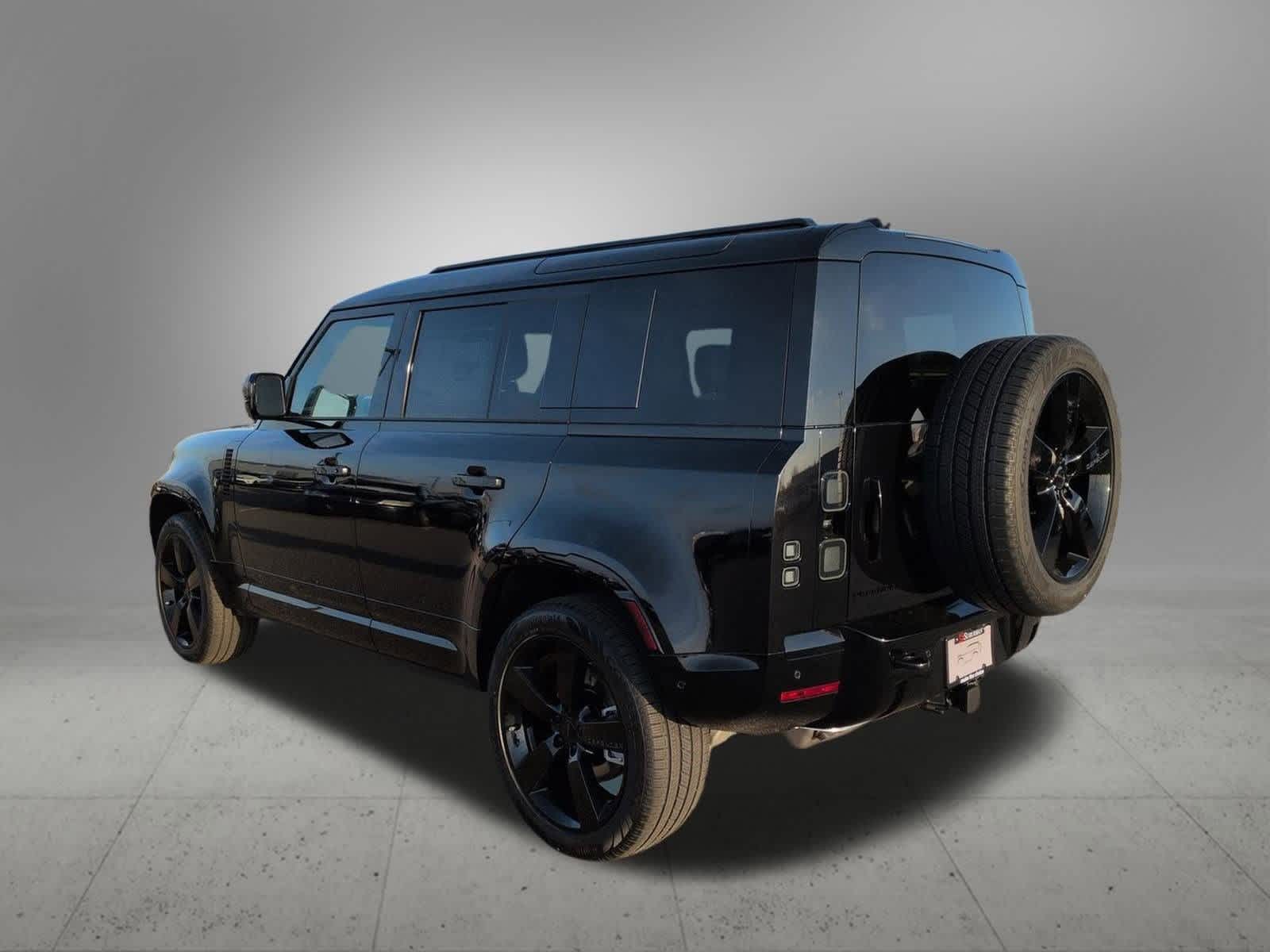 Thumbnail: 2026 Land Rover Defender - 4